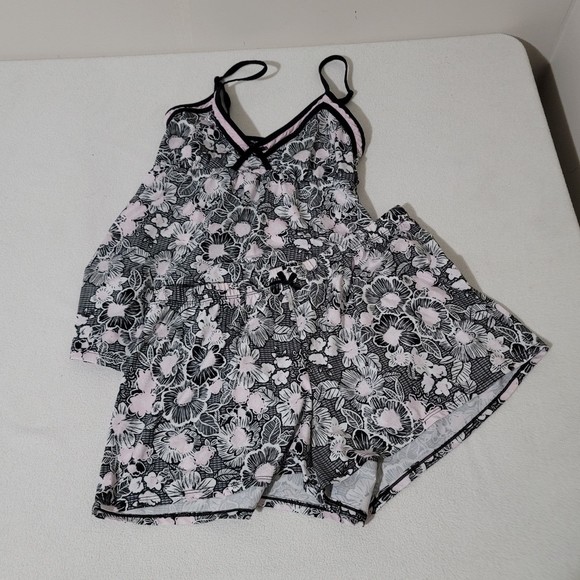 M Laura Ashley Sleep set Cami shorts floral bow - Picture 2 of 10